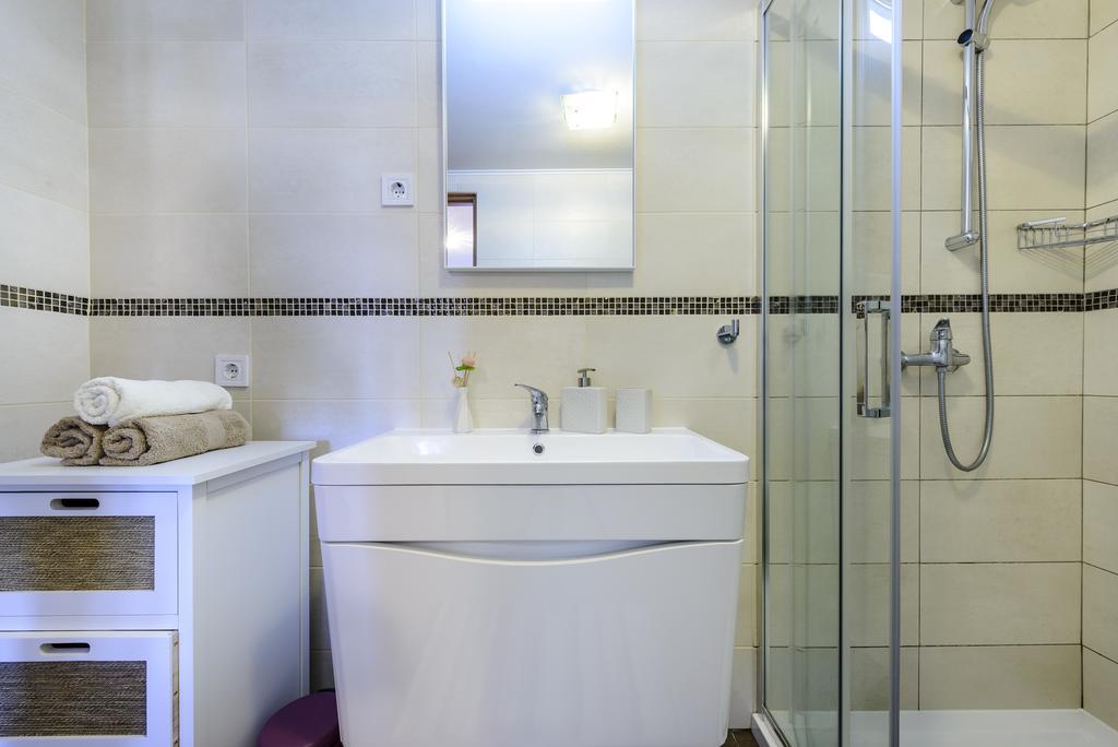 Apartment Mistral - Cosy Apartment With Sea View Molunat Exterior foto